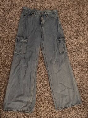 Women’s Extra High Waisted Cargo Jeans